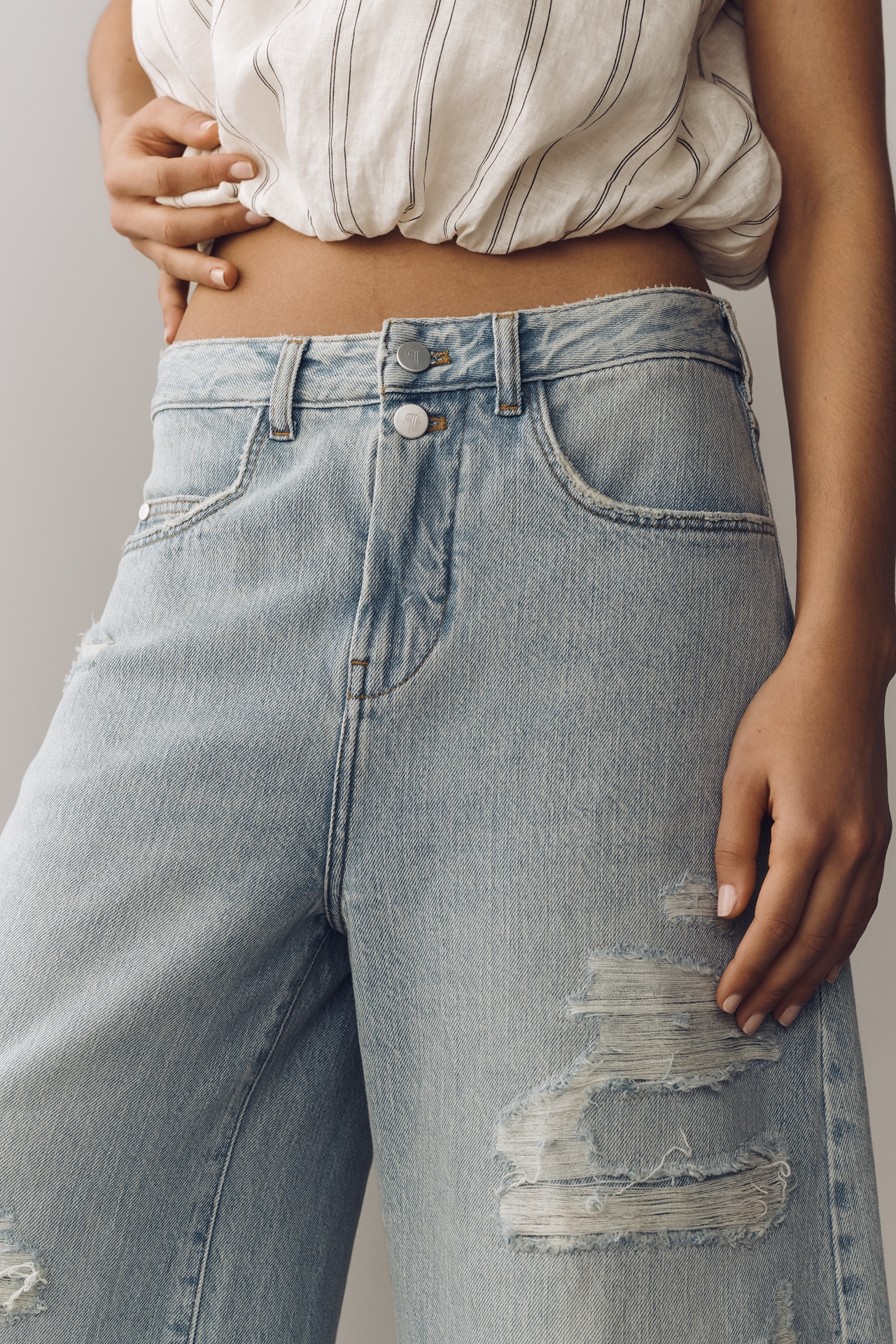 Pilcro Lyra High-Rise Crop Wide-Leg Distressed Jeans