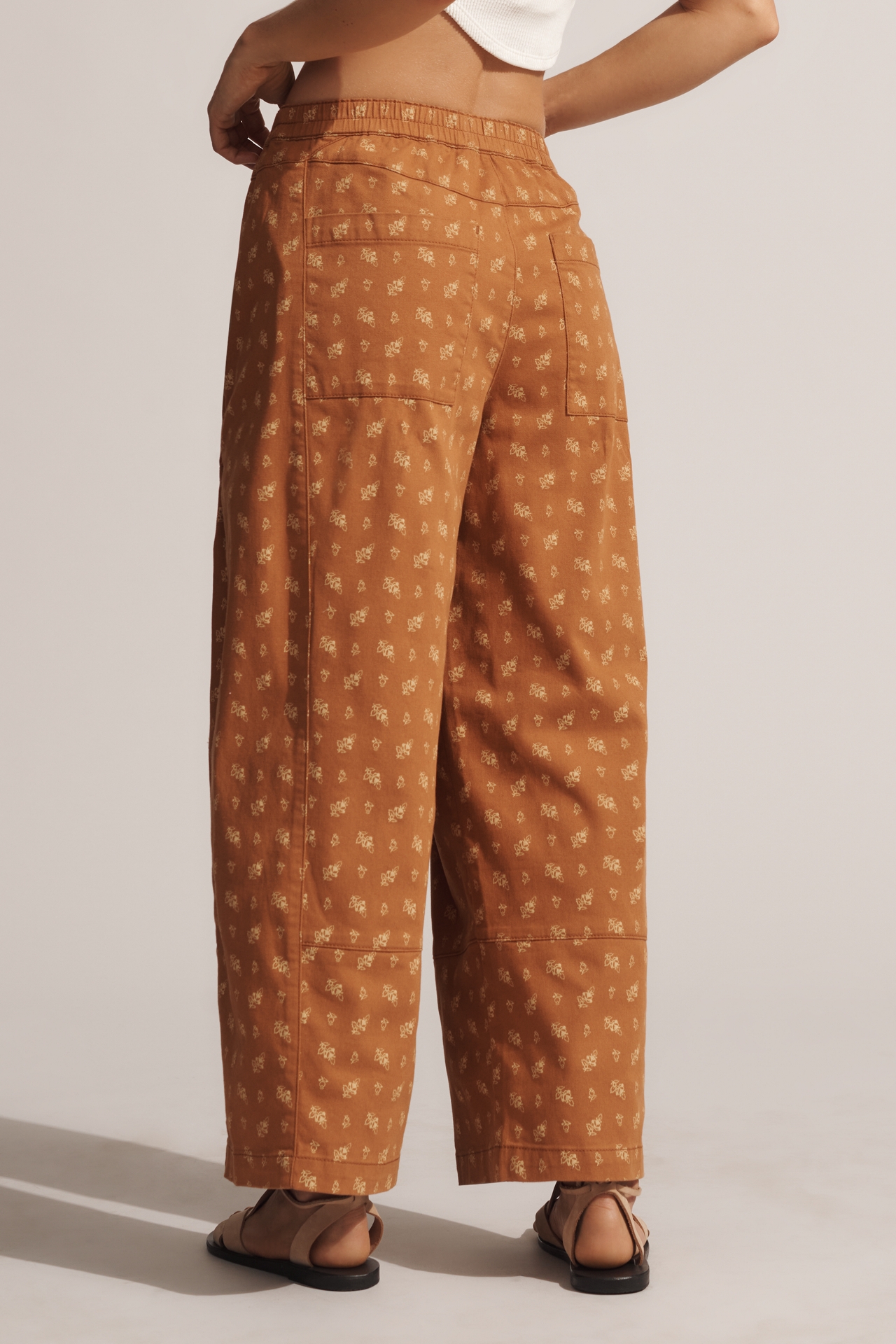 The Izzie Relaxed Pull-On Barrel Pants by Pilcro: Printed Twill Edition