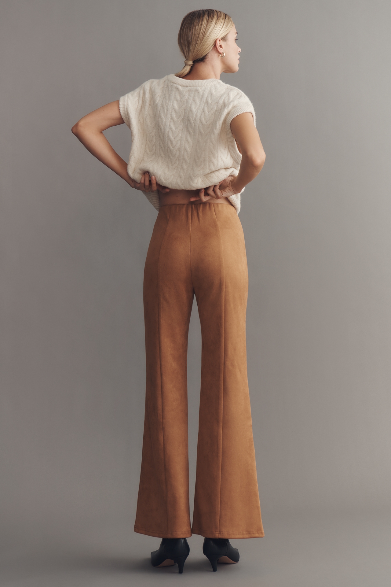 En Elly Faux-Suede Pull-On Flare Pants