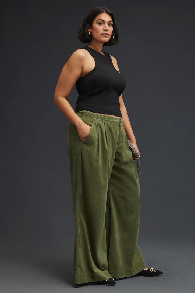 Corduroy Pleated Wide-Leg Pants