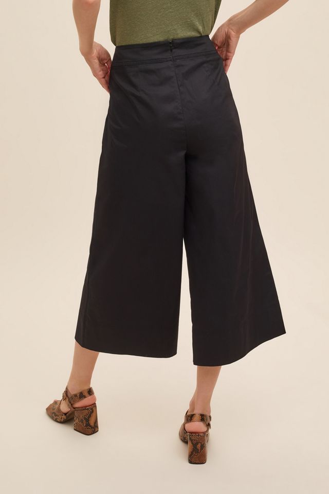 Pantalon jambes évasées court #1