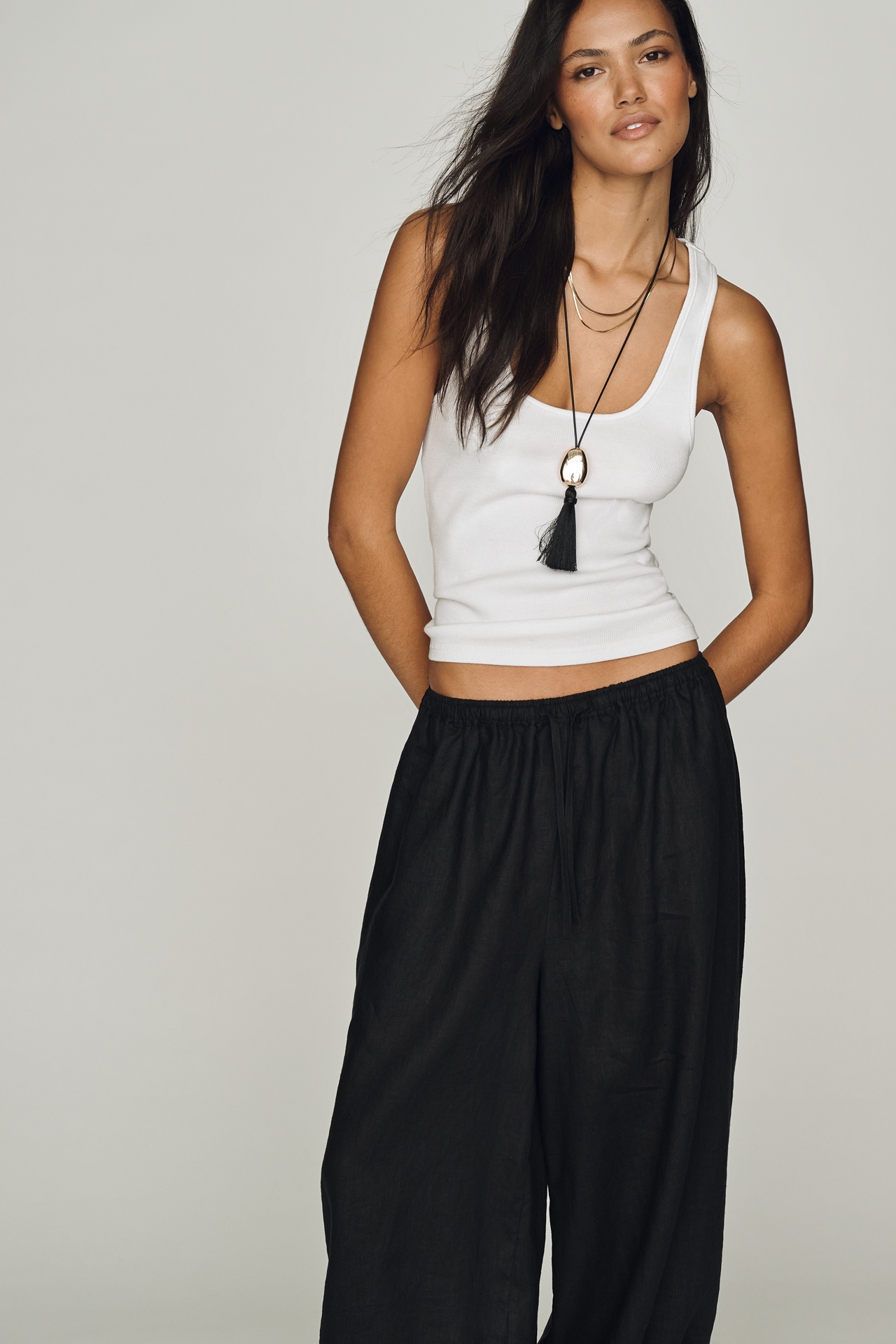 Self Contrast Linen Balloon Pants
