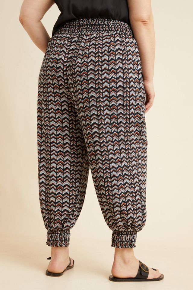 Abstract Joggers #10