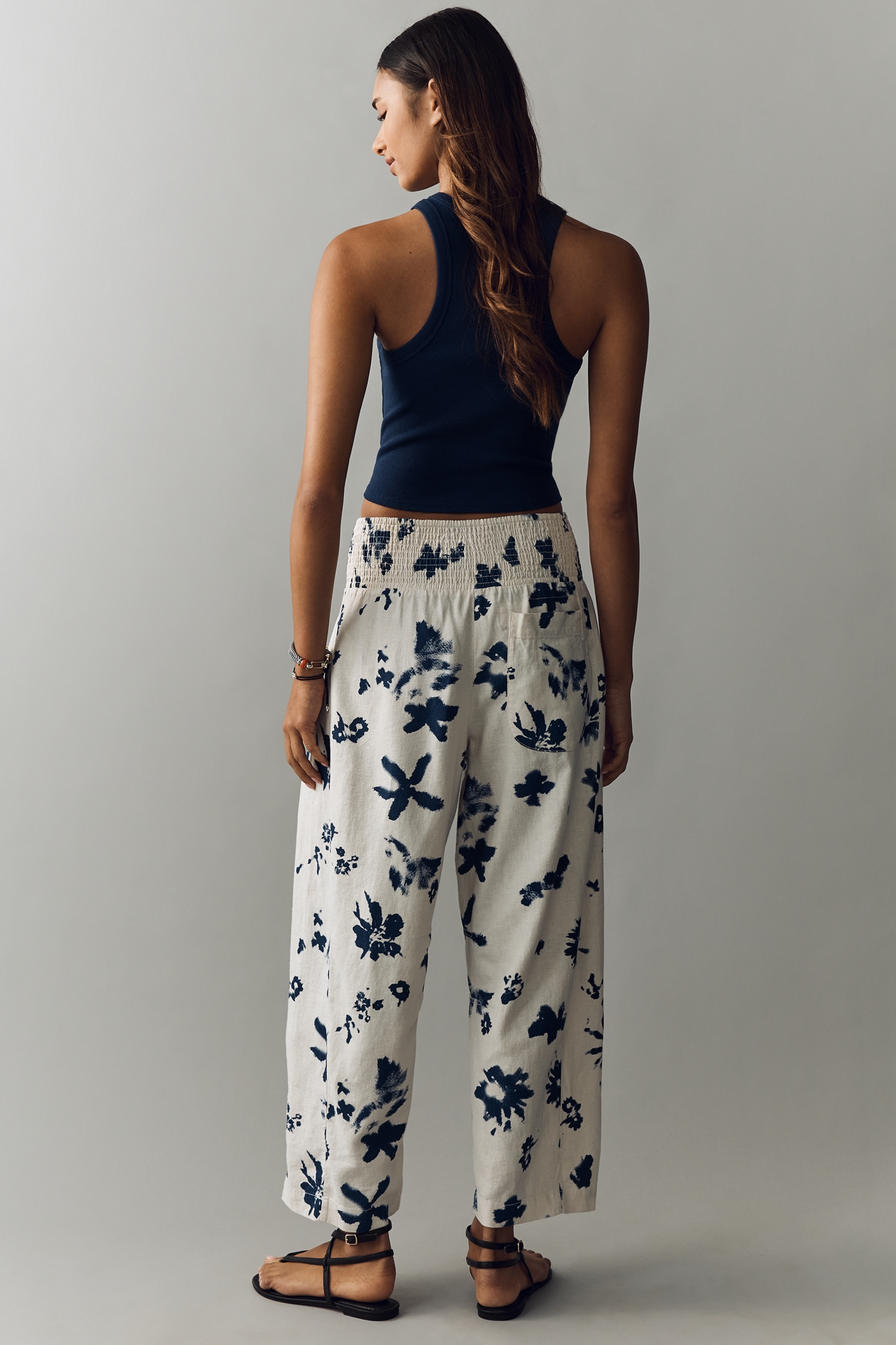 Reese Linen Blend Pull-On Barrel Pants by Pilcro