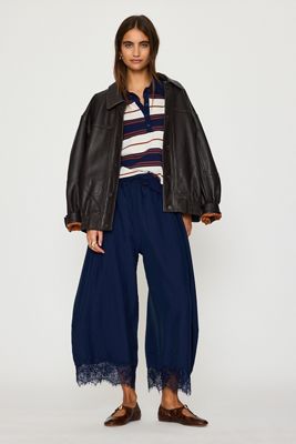 By Anthropologie Reverie Cropped Hose mit Spitzensaum