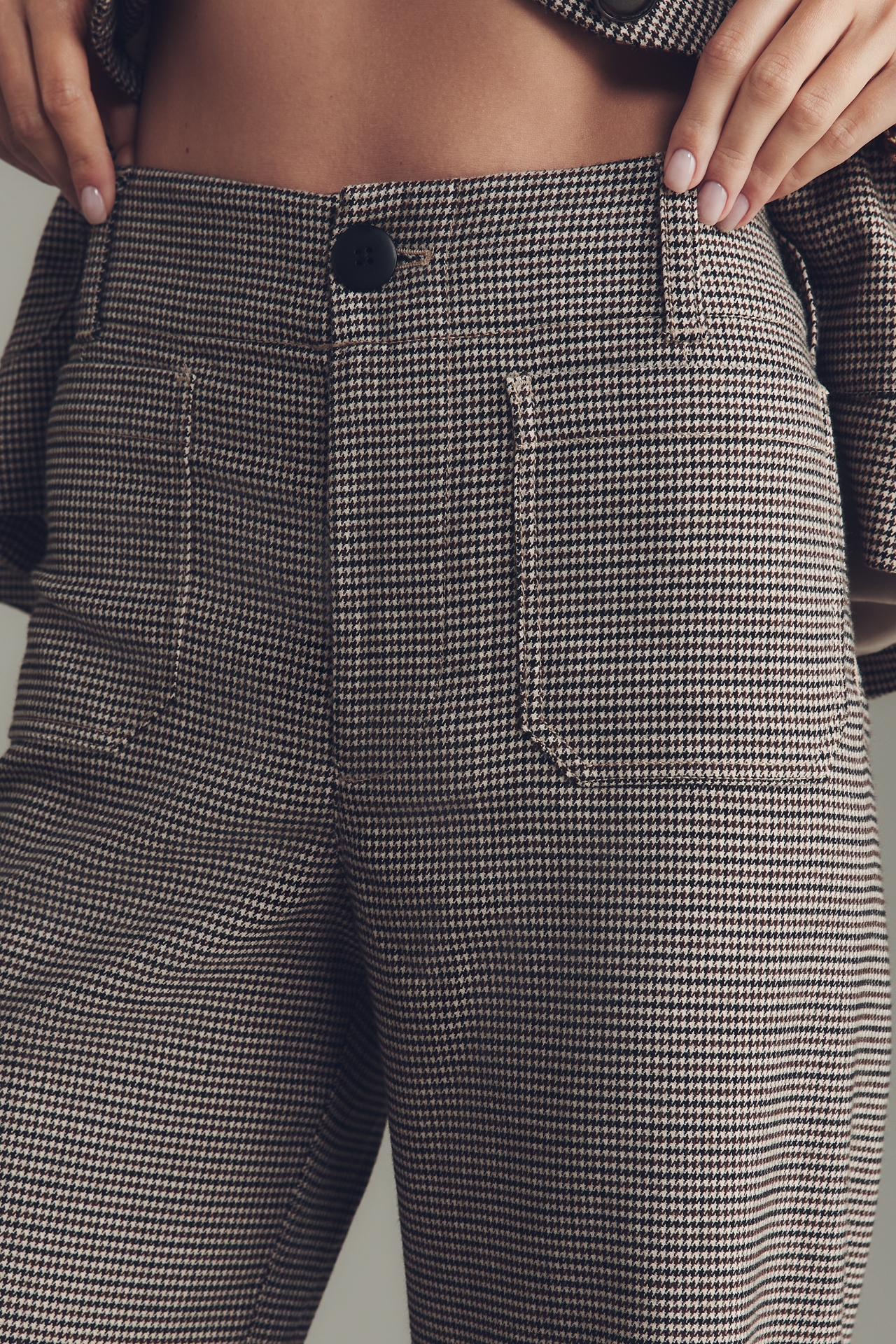 The @merricksart Colette Crop Houndstooth Pants by Maeve