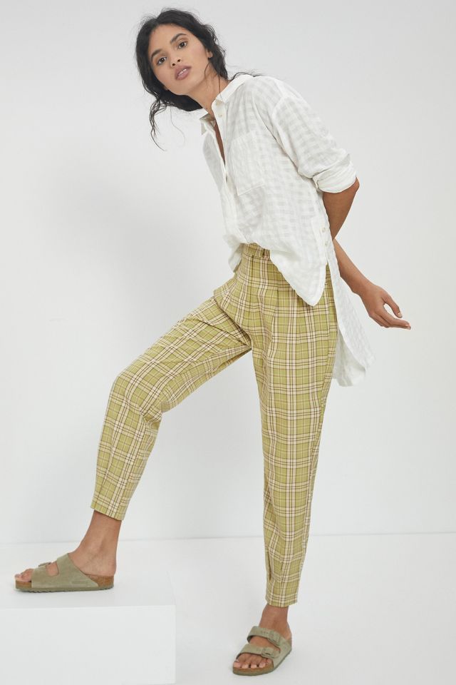Plaid print tapered pants hot sale