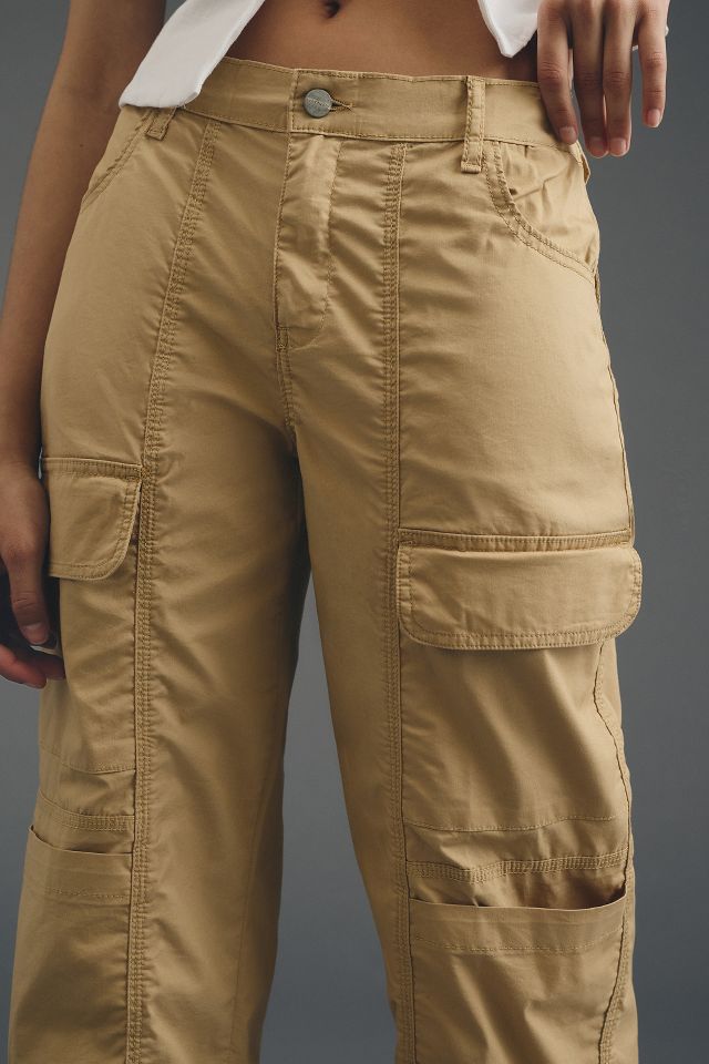 Produtos da categoria Women's Cargo Pants à venda no Cali