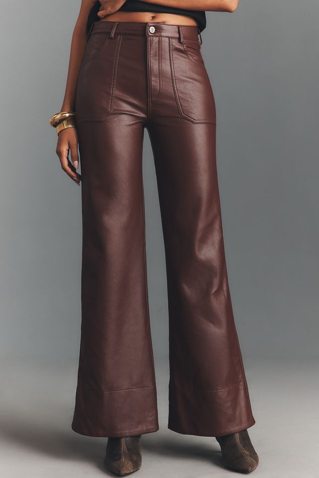 Le Pantalon Évasé Taille Haute Décontracté Rylan en Simili Cuir par Pilcro #2