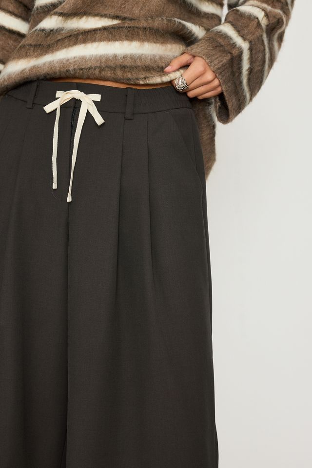 Die Avery Cropped Bundfaltenhose von Maeve #4