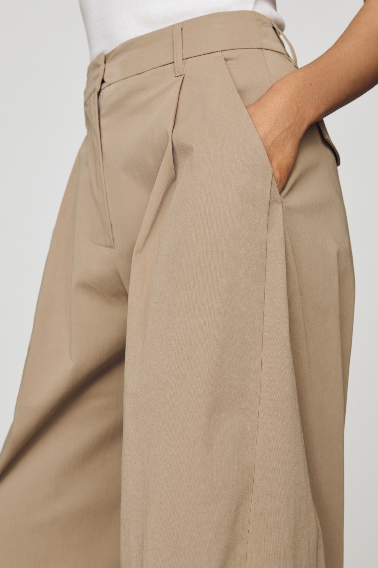 BAYSE Scout Pleated Wide-Leg Trousers