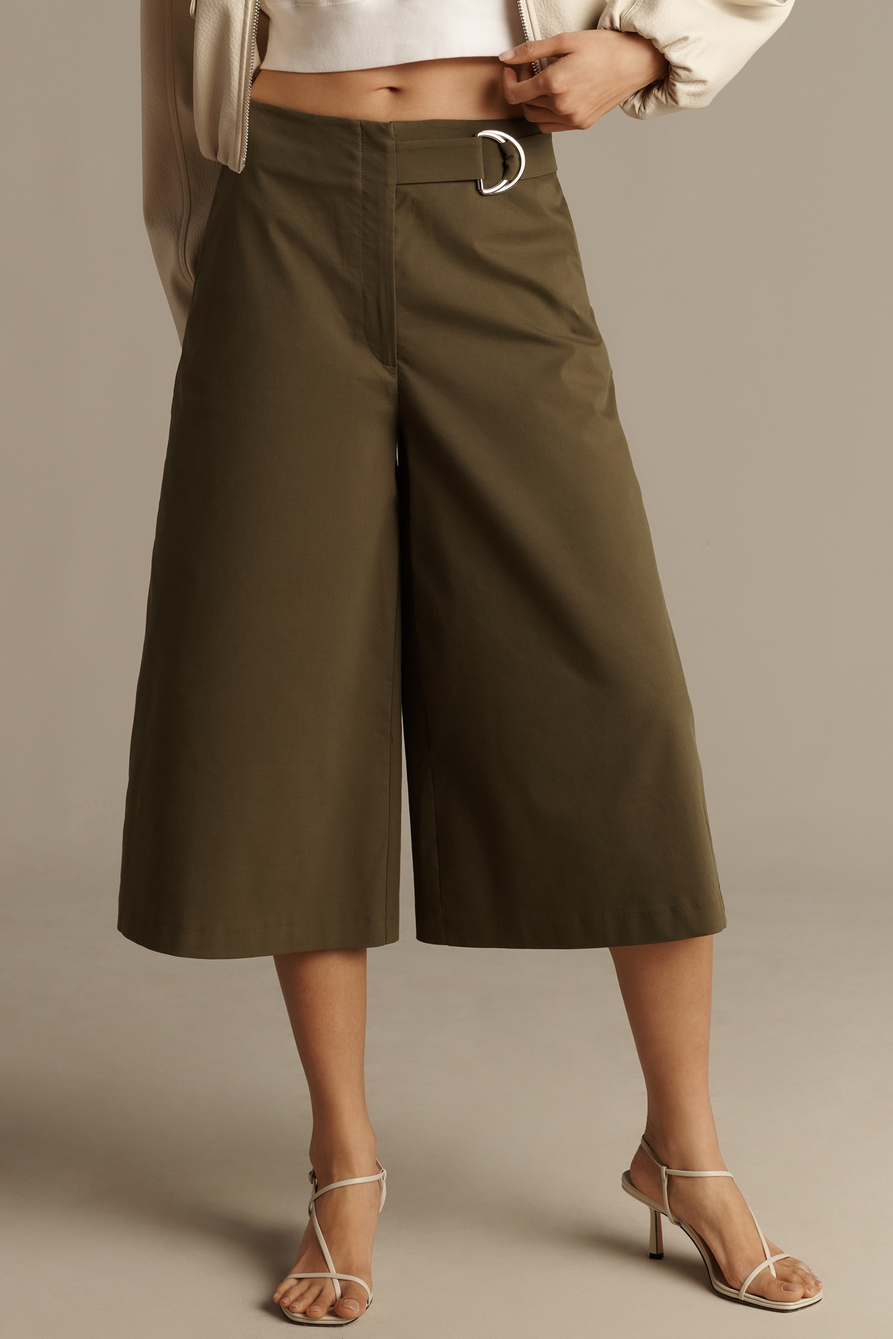 Exquise Belted Culotte Pants
