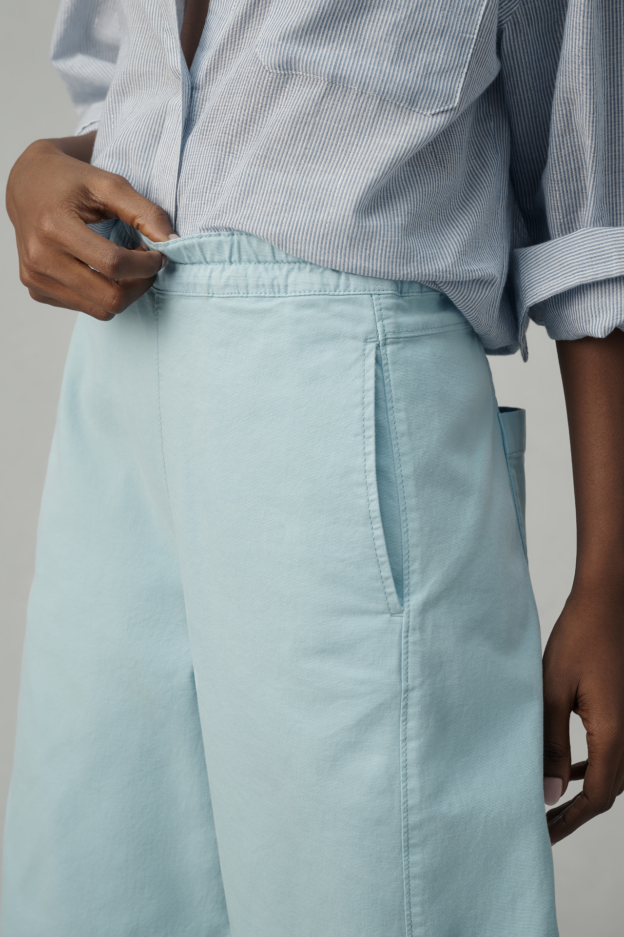 The Izzie Relaxed Pull-On Barrel Pants by Pilcro