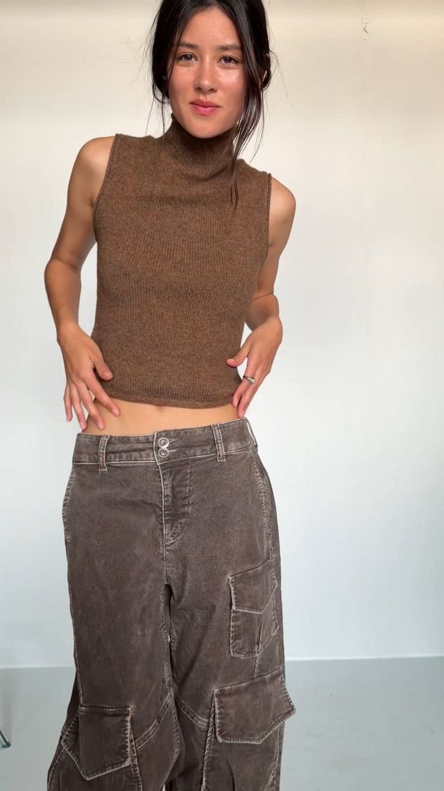 Pantalon cargo à jambes larges en velours côtelé Aero par Pilcro #3
