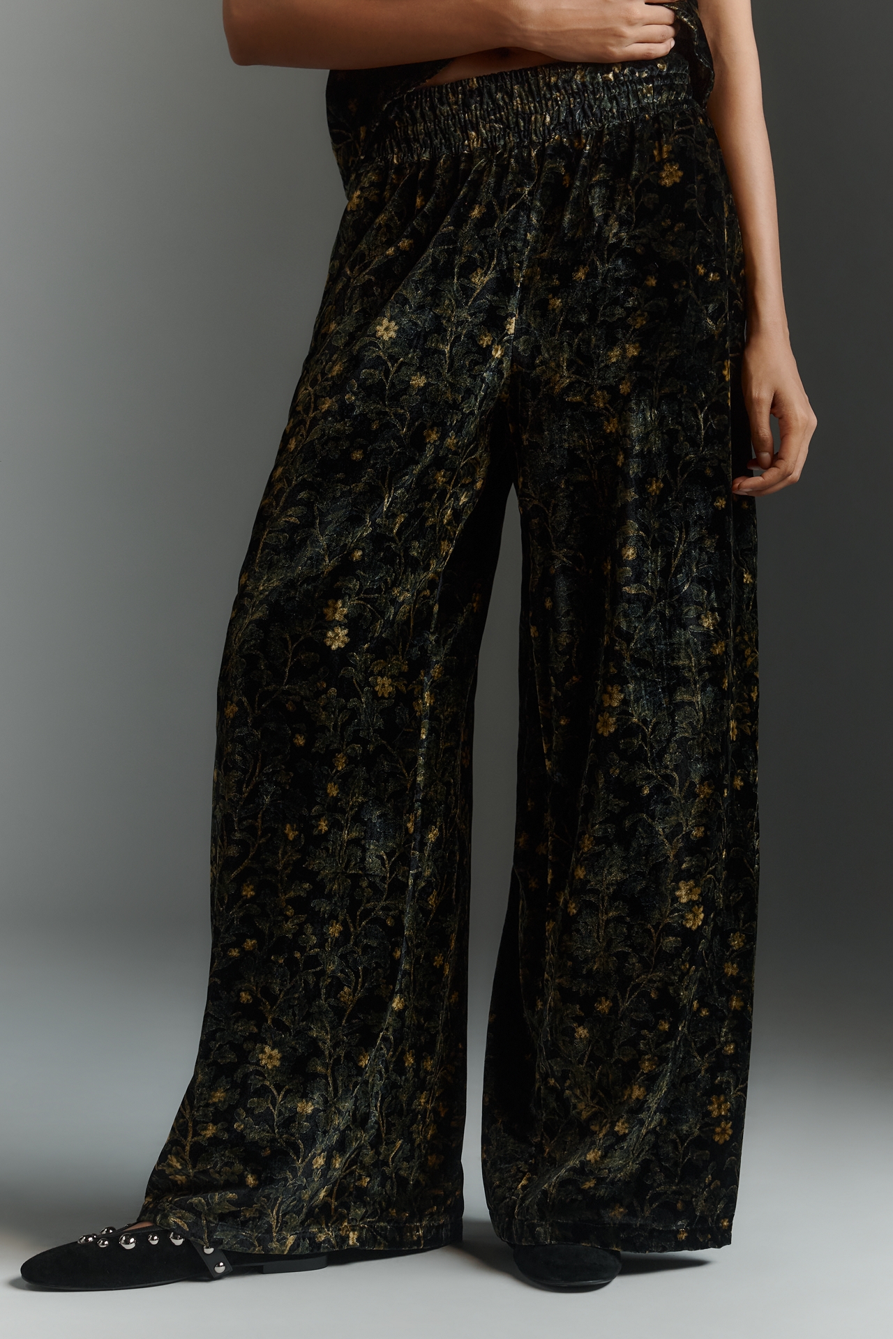 The Somerset Velvet Pull-On Pants