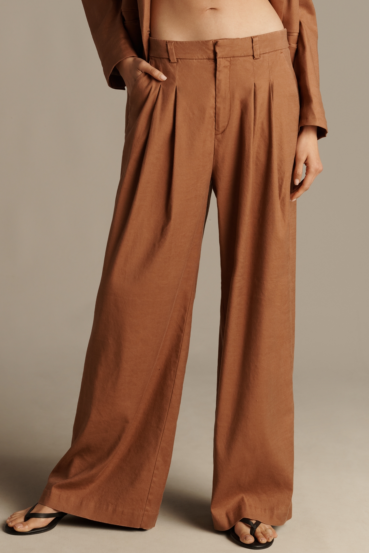 The Avery Linen Pleated Wide-Leg Trousers by Maeve