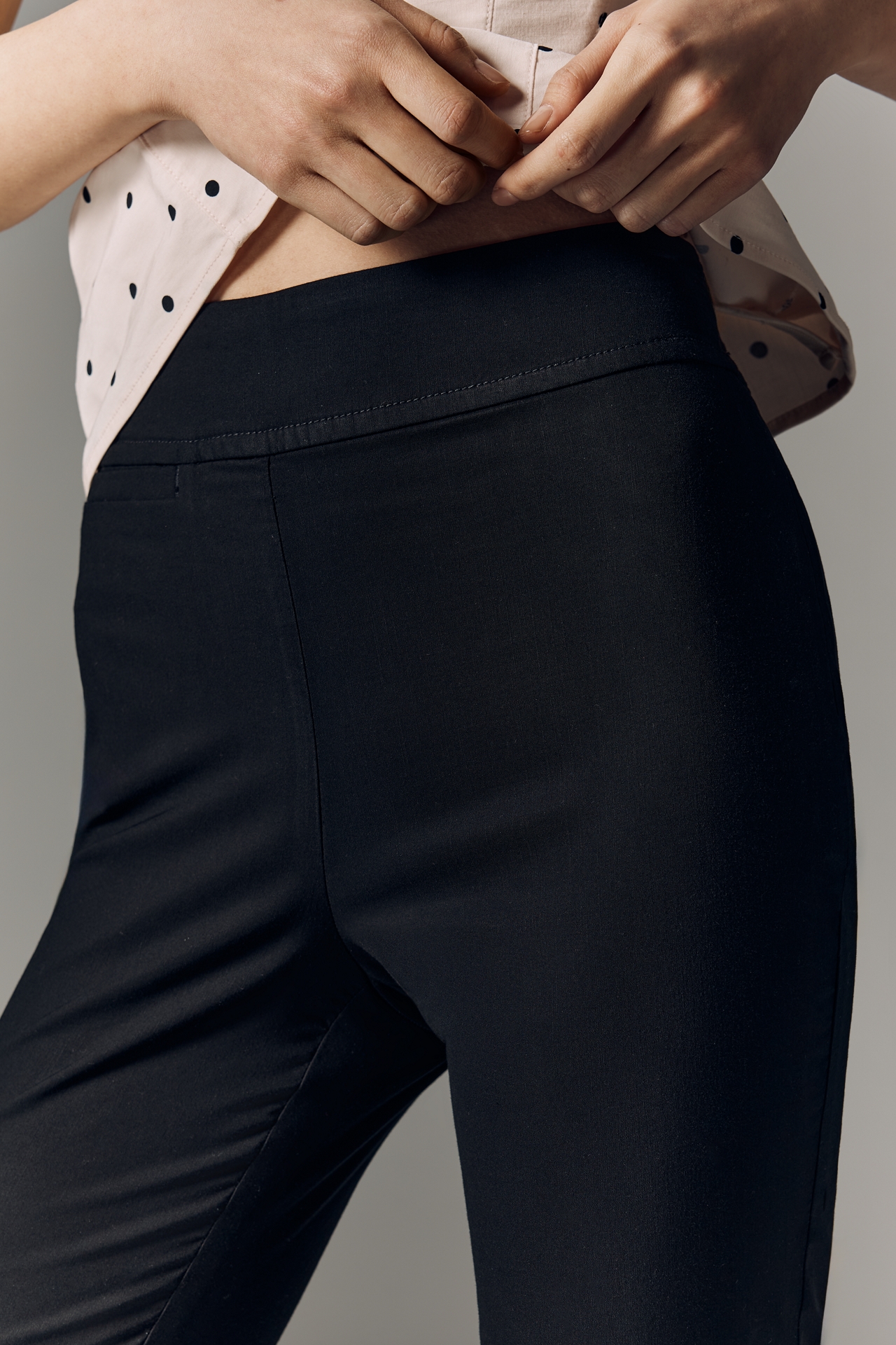 Maeve Pull-On Capri Pants
