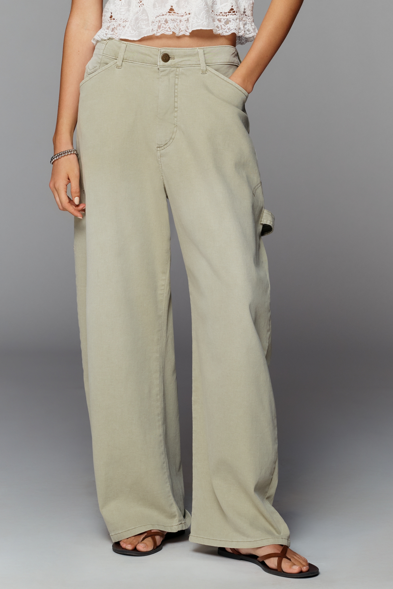Kayden Chino High Rise Barrel Pants by Pilcro