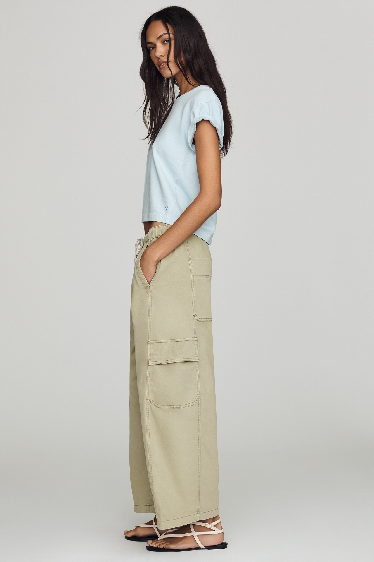 Pilcro Izzie Relaxed Pull On Cargo Barrel Pants