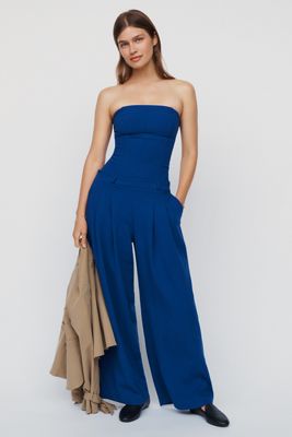 Maeve Avery Trägerloser Plissee-Jumpsuit mit weitem Bein