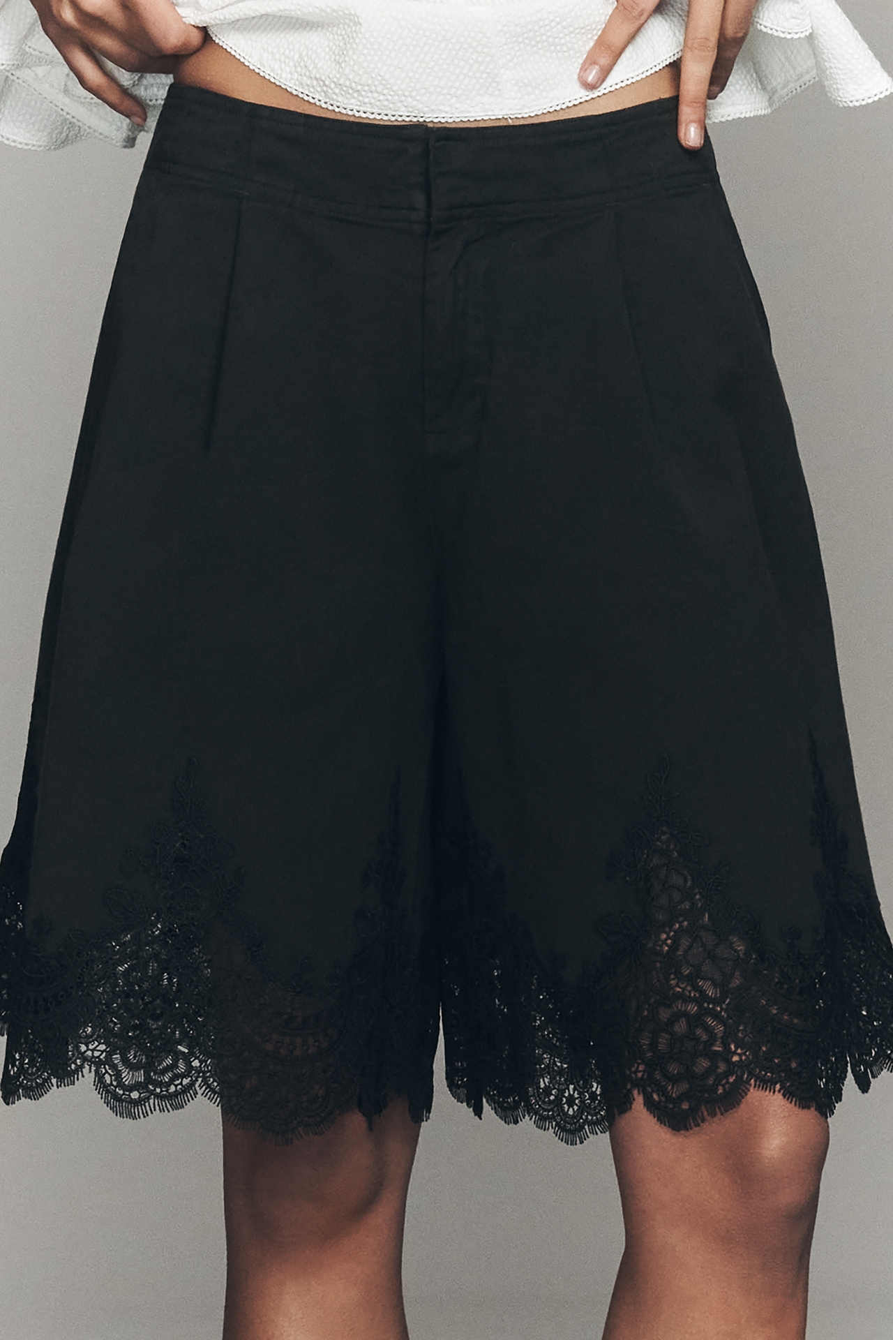 By Anthropologie Pleated Lace-Hem Knee-Length Shorts