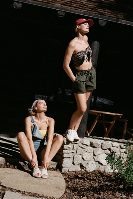 Pilcro Low-Rise Cargo Shorts | Anthropologie