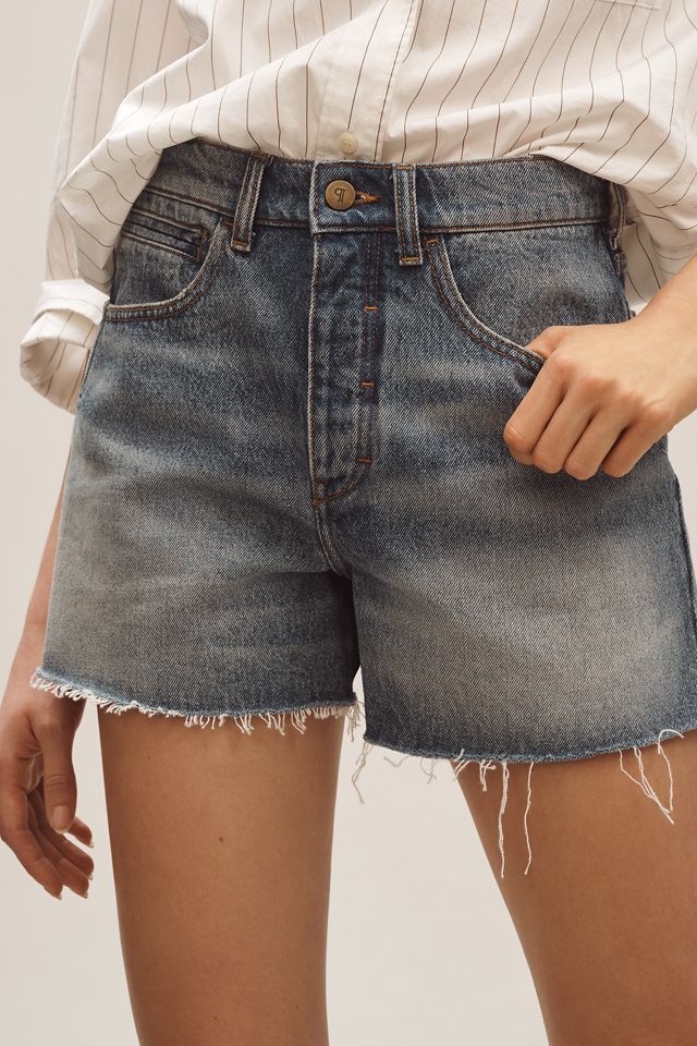 summer wardrobe - denim shorts