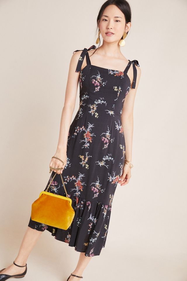 princess polly baby blue dress ITEM // Reformation Nikita Dress COLOR + MATERIAL // Mademoiselle, navy  blue with yellow and purple flowers, 100% viscose SIZE // 22 CONDITION //  used, no visible stains or holes PSA //