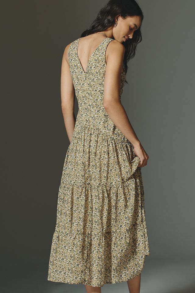 Sleeveless V-Neck Tiered A-Line Midi Dress by Anthropologie in Green, Size: XL
