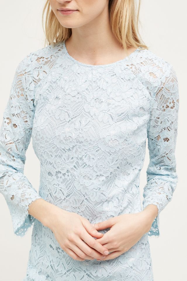 Azura Lace Sheath #2