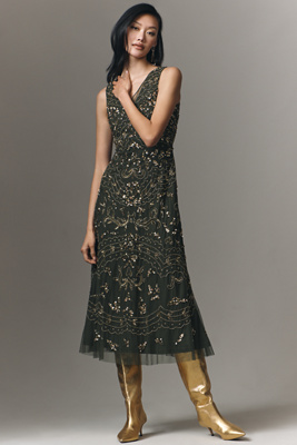 Adrianna Papell Petite Sleeveless V-Neck A-Line Midi Dress