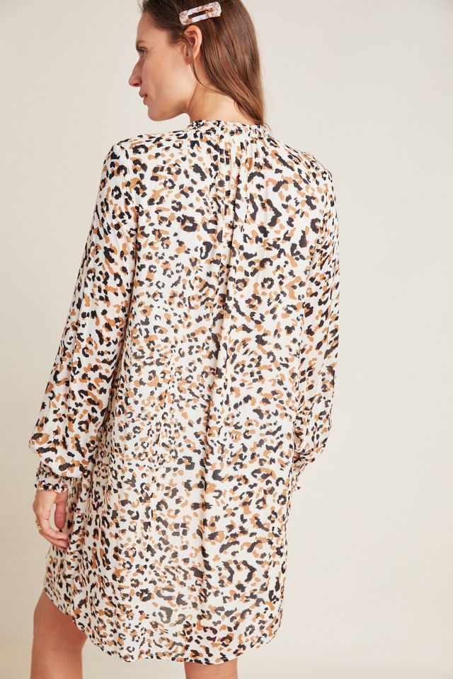 Stradivarius robe leopard hot sale