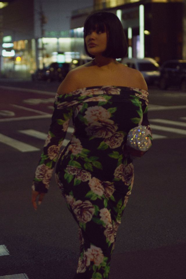Robe longue en mesh à épaules dénudées et manches longues AFRM #10