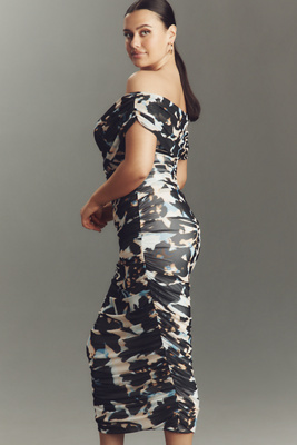 セール! Anthropologie Emmy Off-The-Shoulder Dress Smocked Off-The-Shoulder Midi Dress | Anthropologie