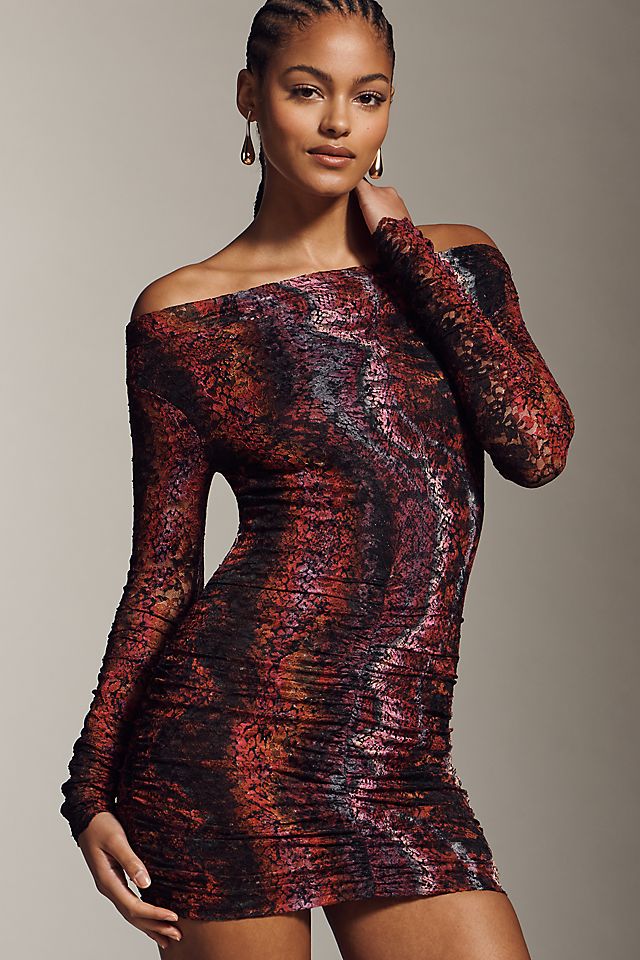 long sleeve mesh mini dress Plus Size Contrast Trim Ruched High Neck, Avril in Black, Size 1X, 94% Polyester 6% Spandex Cold wash only Do not bleach Do not soak Do not rub Do not iron Do not dry clean Im made of delicate fabric Careful not to get pulls in me Please refer to fabric swatch image for most accurate colour Bright Breezy Long Sleeve Mesh