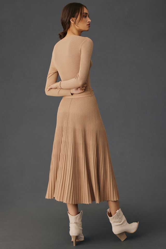 Abito Midi Aderente in Maglia a Maniche Lunghe con Vita Arricciata e Pieghe di By Anthropologie #3