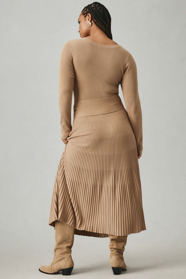 Abito Midi Aderente in Maglia a Maniche Lunghe con Vita Arricciata e Pieghe di By Anthropologie #5