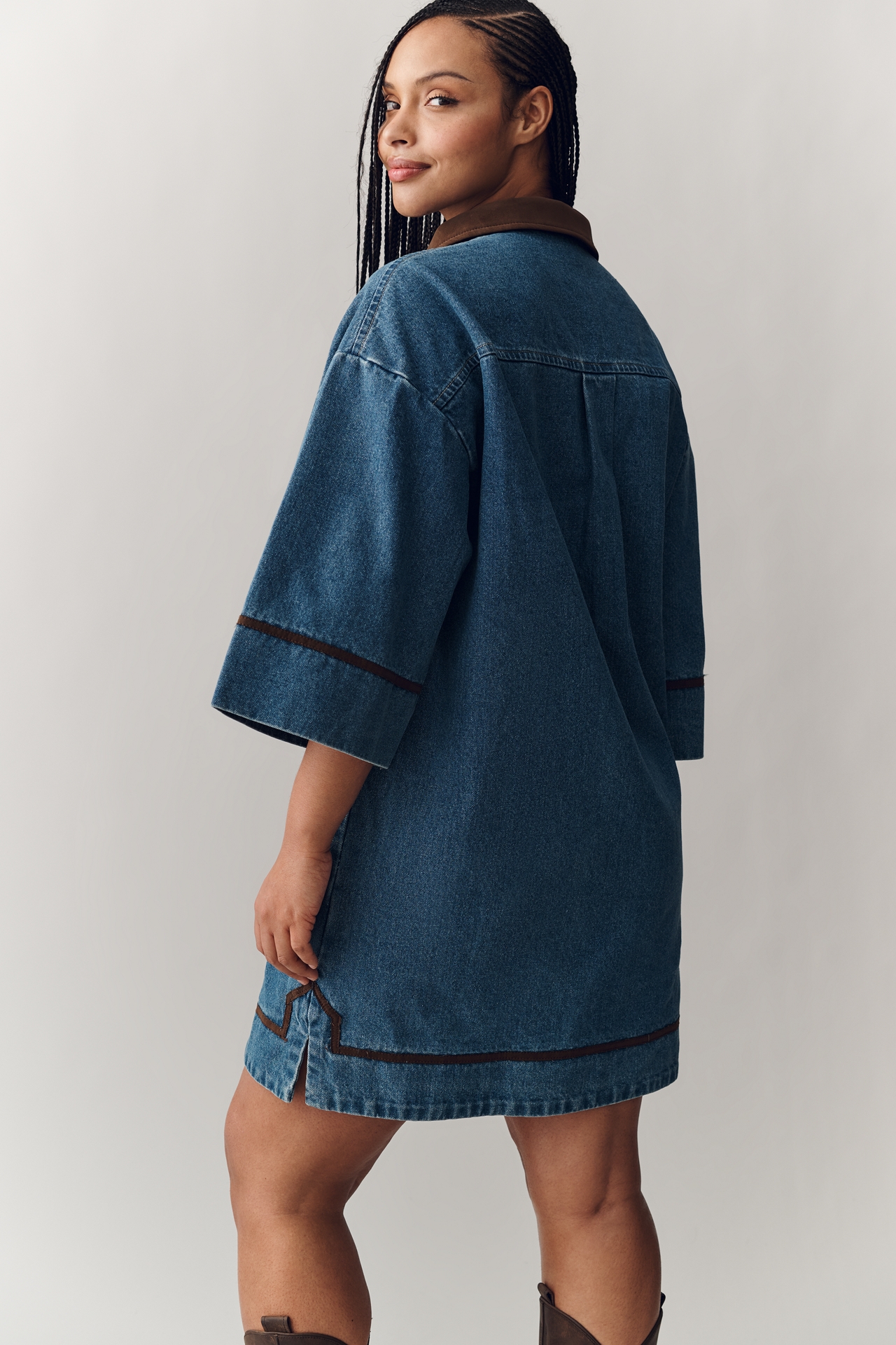 Curaae Rhea Short-Sleeve V-Neck Denim Mini Dress