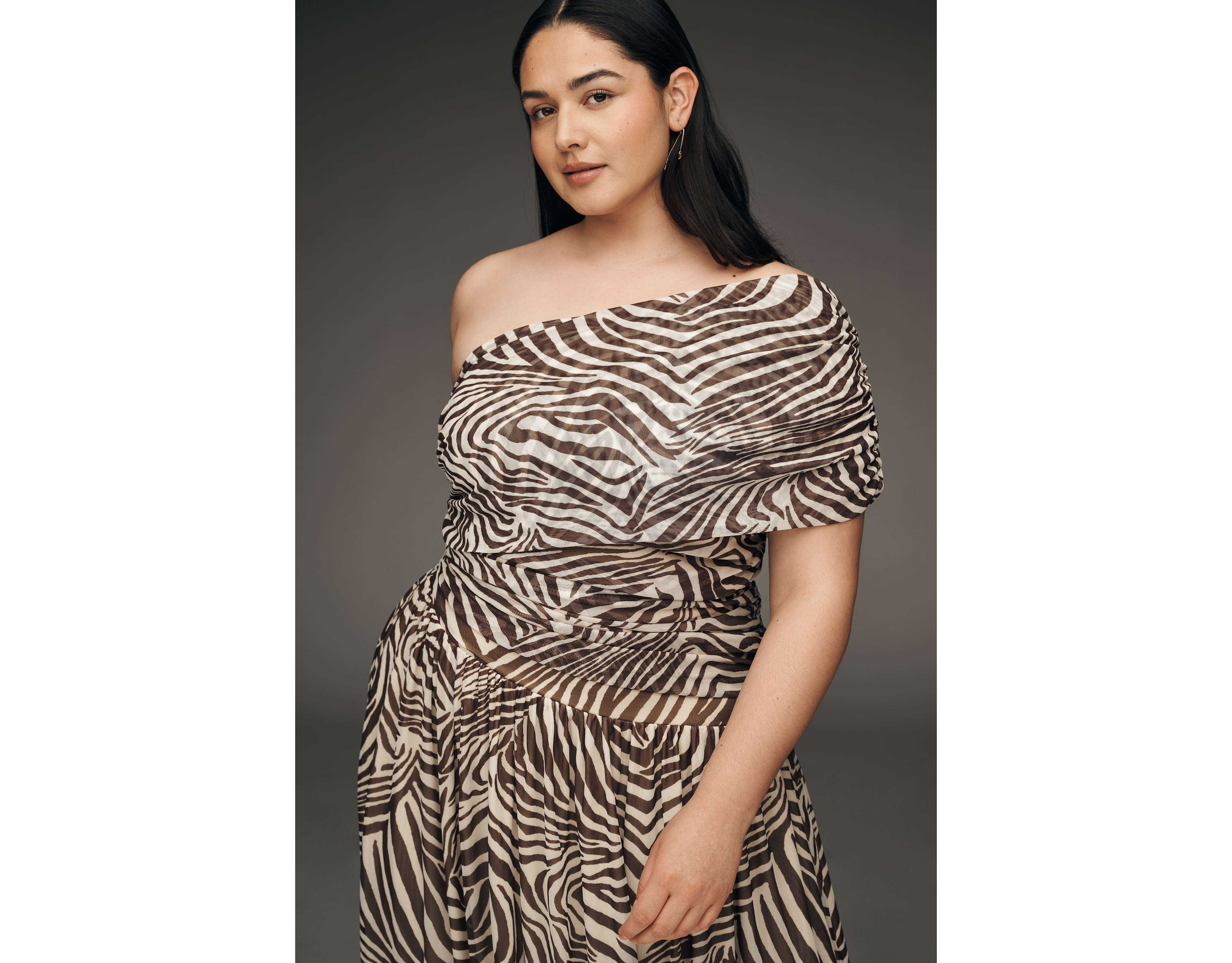 Curaae Arabelle Plus One-Shoulder Maxi Dress