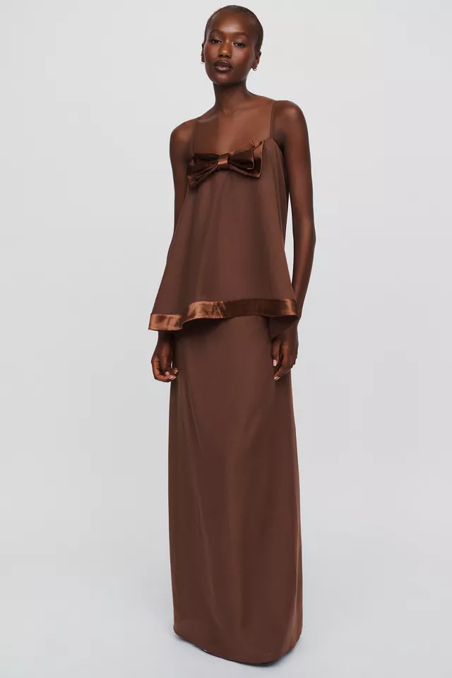 27 wedding guest dresses for fall weddings: Chocolate brown, burgundy and beyond
