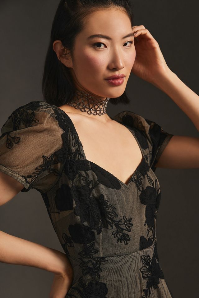 Geisha Designs Floral Appliqu Dress