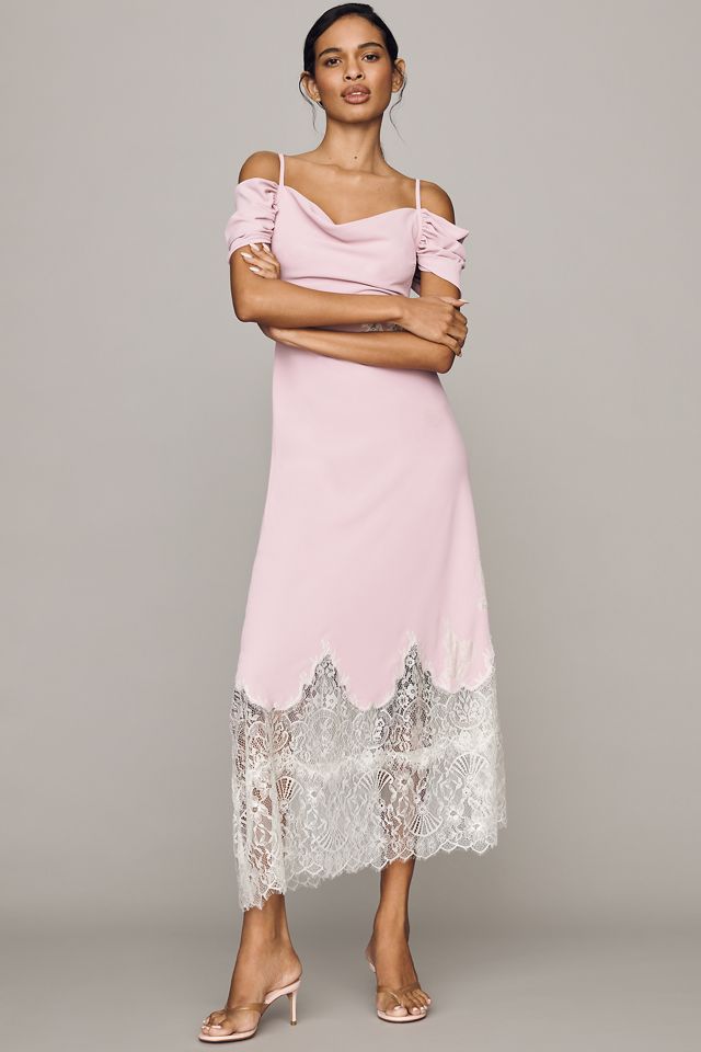 美品ハンドメイドAnthropologie フレンチフック ピンクストーン Bl-nk Satin Off-Shoulder Lace Midi Dress | AnthroHome