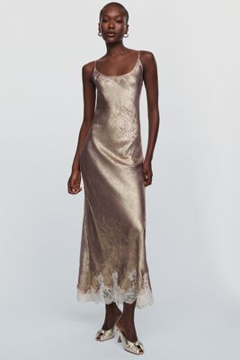 royal green silk dress SANIYA👑, A vision in emerald and gold., Inspired by the grandeur of Ancient Greece, the gown reflects the beauty of kingdoms, sacred treasures, and the women powerful enough to lead them. , The images main image 1