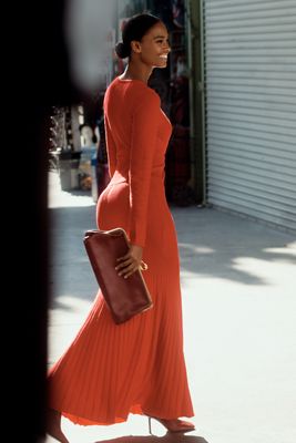 Endless Rose Off-Shoulder Side-Slit Slim Maxi Dress