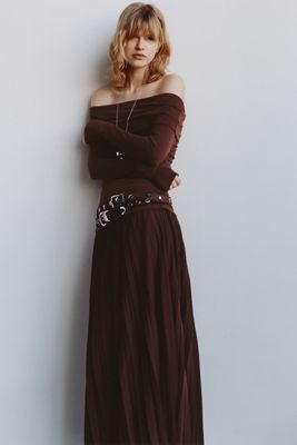 ASTR The Label Tanaia Off-Shoulder Drop-Waist Maxi Dress