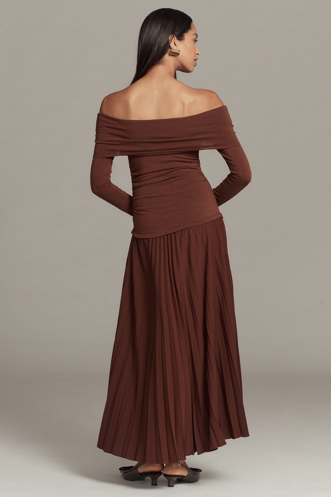 ASTR The Label Tanaia Off-Shoulder Drop-Waist Maxi Dress