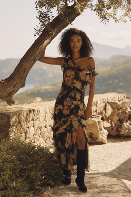 Astr Alinta Sleeveless Ruffle Maxi Dress In Brown