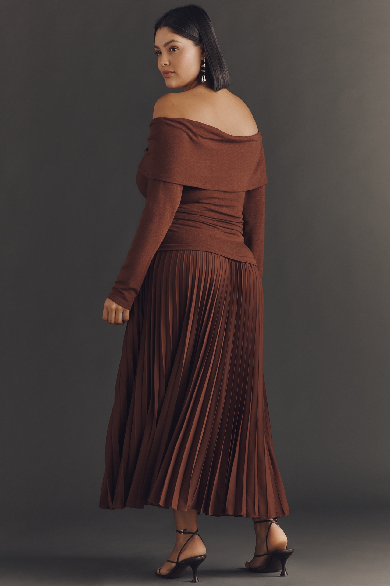 ASTR The Label Plus Tanaia Off-Shoulder Midi Dress