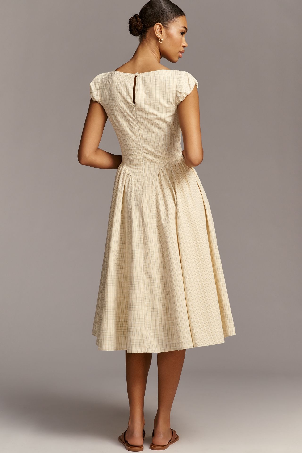 ASTR The Label Emalee Basque-Waist Midi Dress