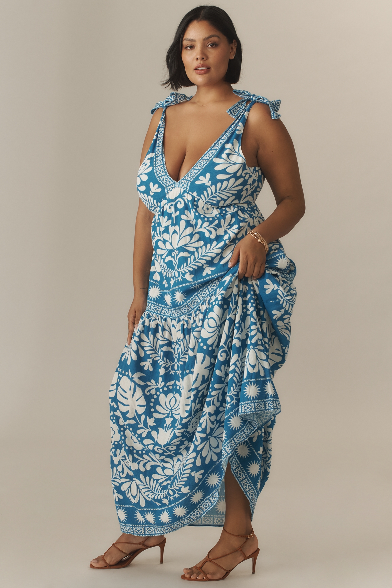 Saylor Brenna Linen Blend Tie-Strap V-Neck Maxi Dress